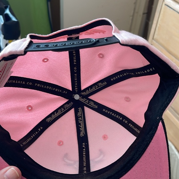 Almost new Mitchell&Ness, pink black bill, Chicago Bulls hat - Picture 2 of 3